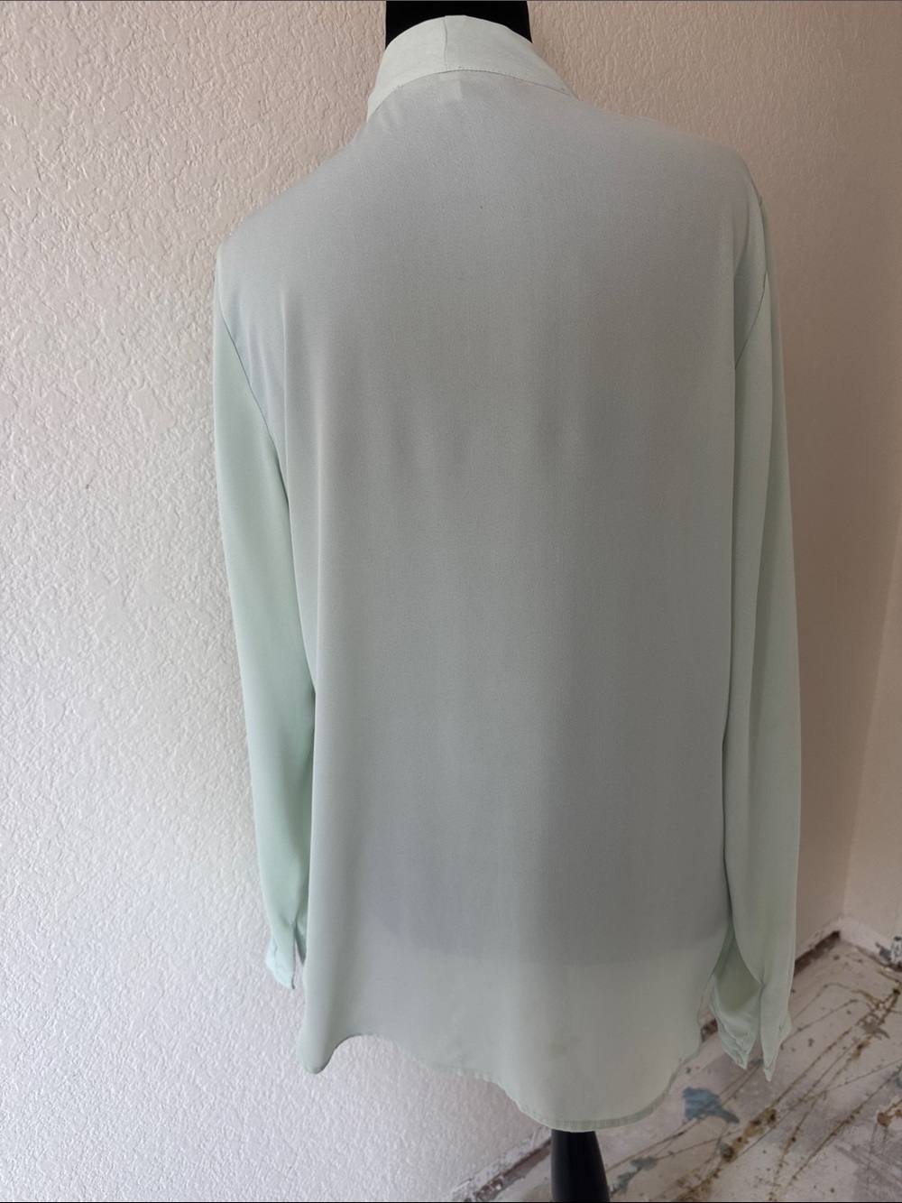 Light Green V-Neck Long Sleeve Women's Blouse - Picture 3 of 5
